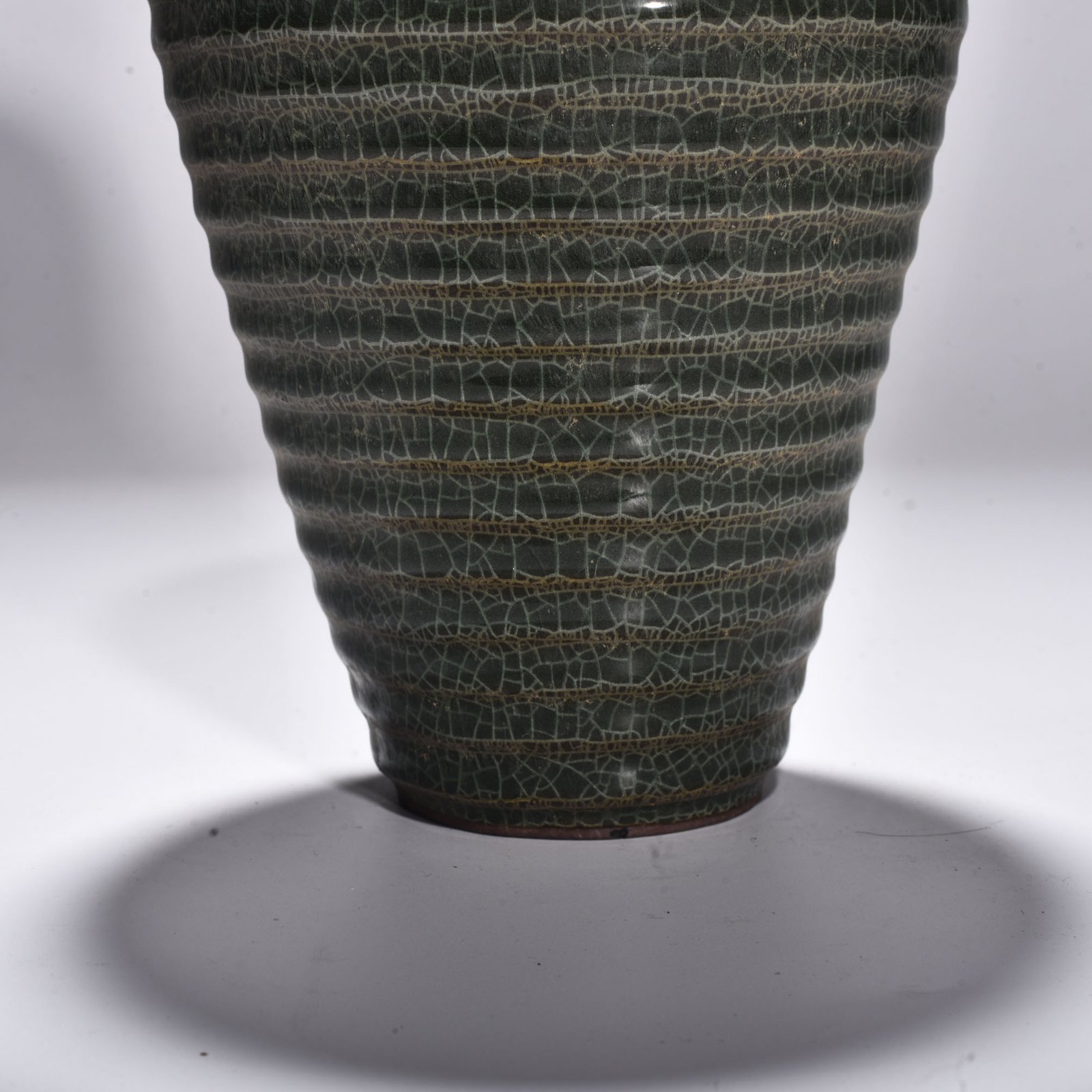 Song Dynasty Xikou kiln dazzling pattern plum vase
