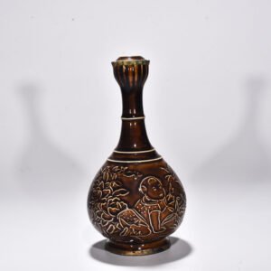 Song Dynasty official Dingying Garlic vase with pattern