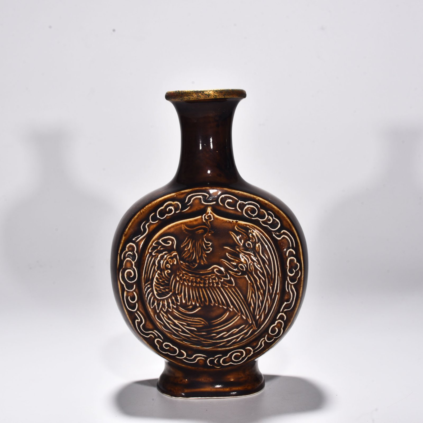 Song Dynasty official Ziding round phoenix pattern flat vase