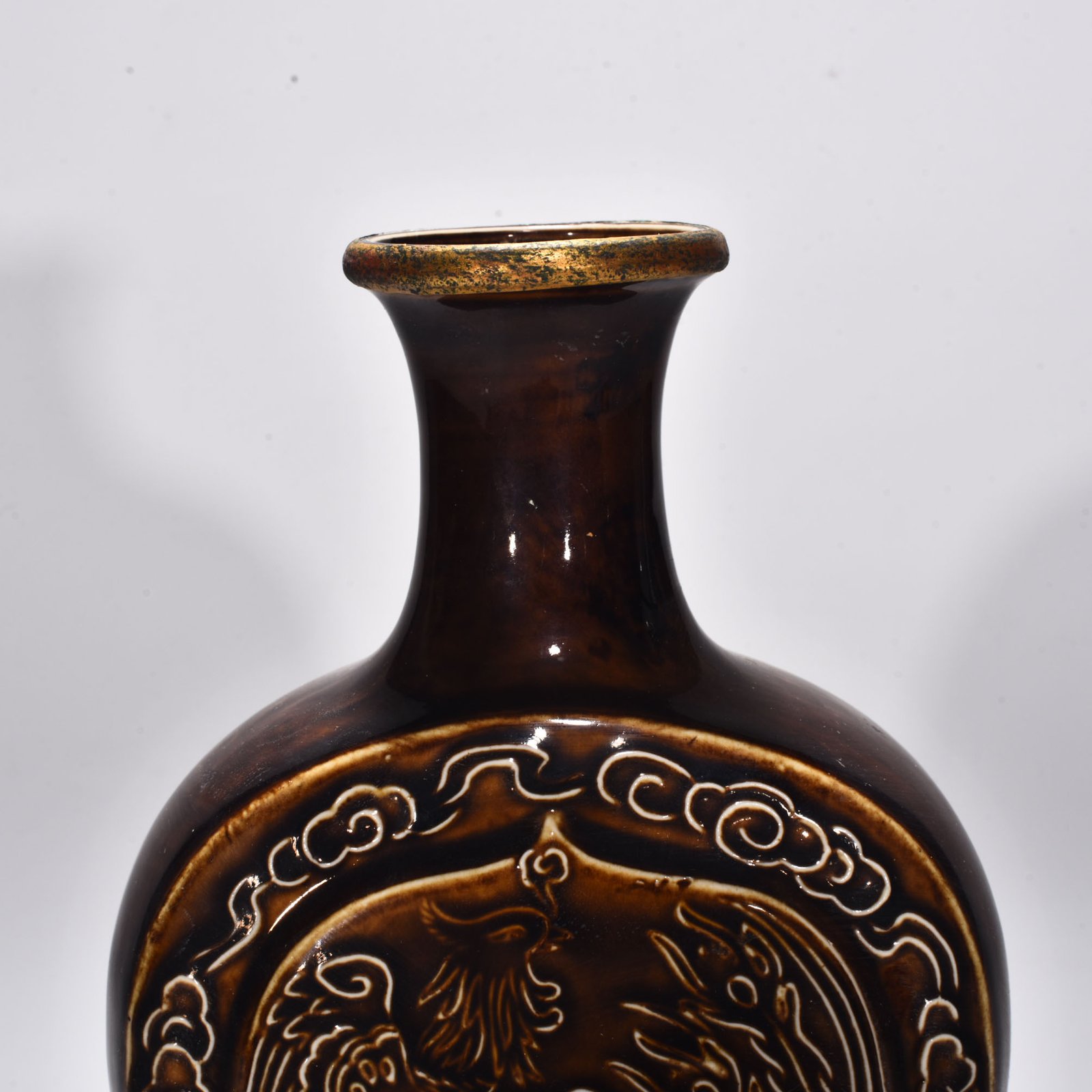 Song Dynasty official Ziding round phoenix pattern flat vase
