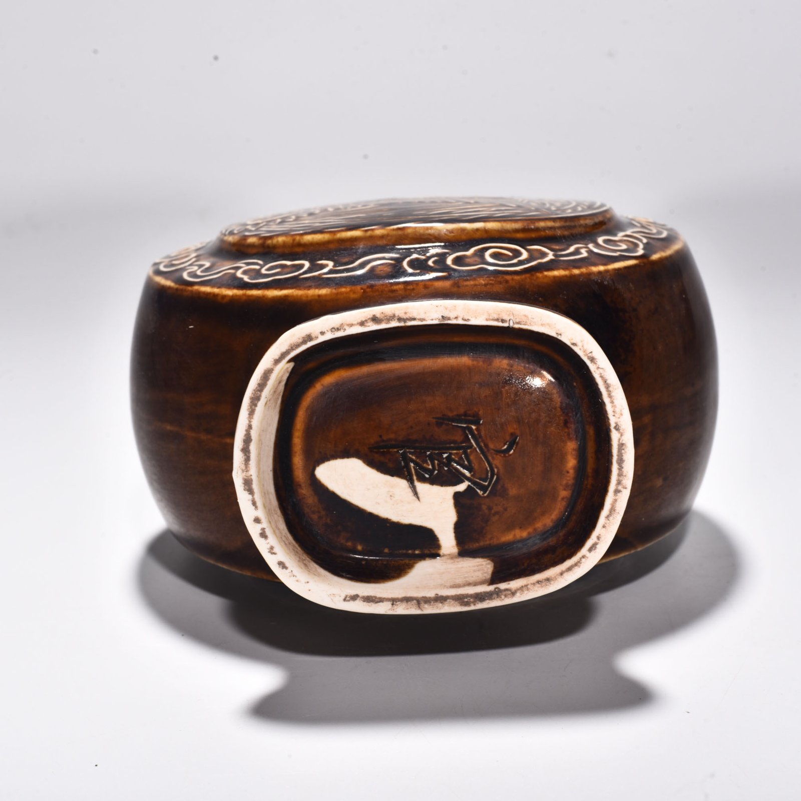 Song Dynasty official Ziding round phoenix pattern flat vase