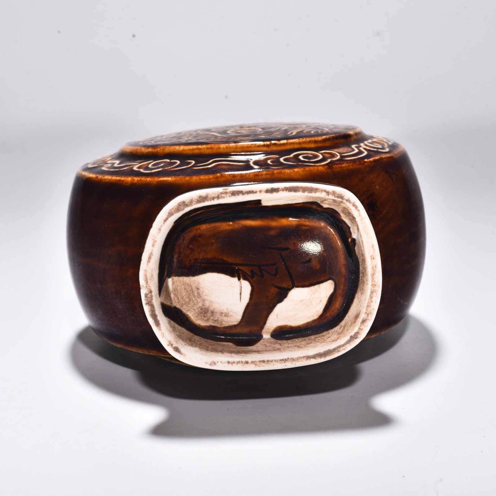 Song Dynasty official Ziding round dragon pattern moon vase