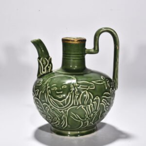 Song Dynasty official green Dingying opera pattern teapot