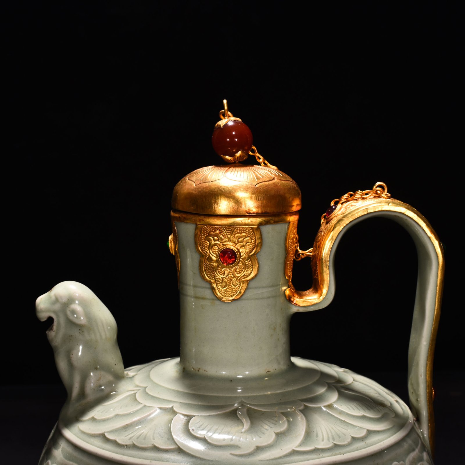 Song Dynasty Yaozhou kiln colorful carved eight sided pot