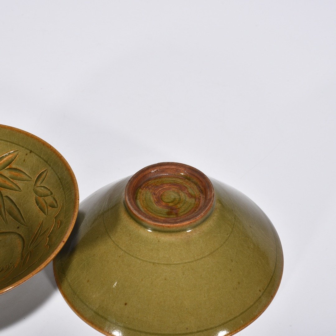 Song Dynasty Yaozhou kiln celadon deep cut panda bamboo hat cup