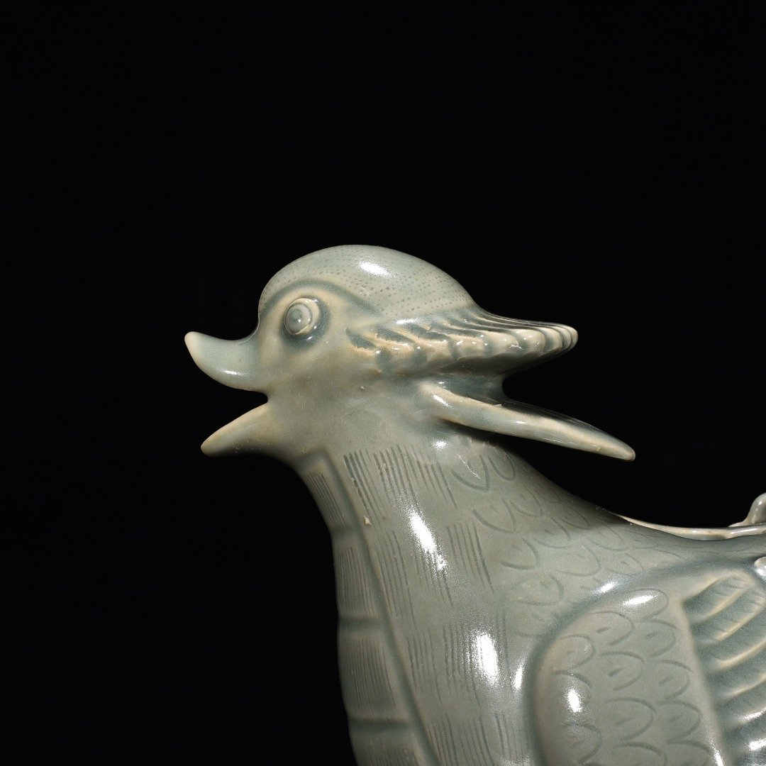 Song Dynasty Yue kiln celadon duck shaped water bowl