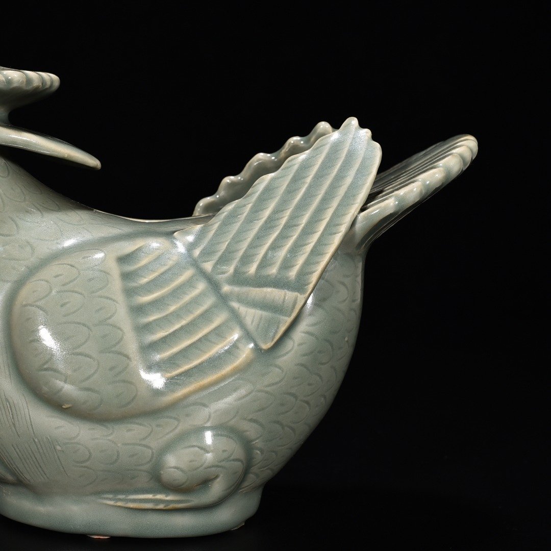 Song Dynasty Yue kiln celadon duck shaped water bowl