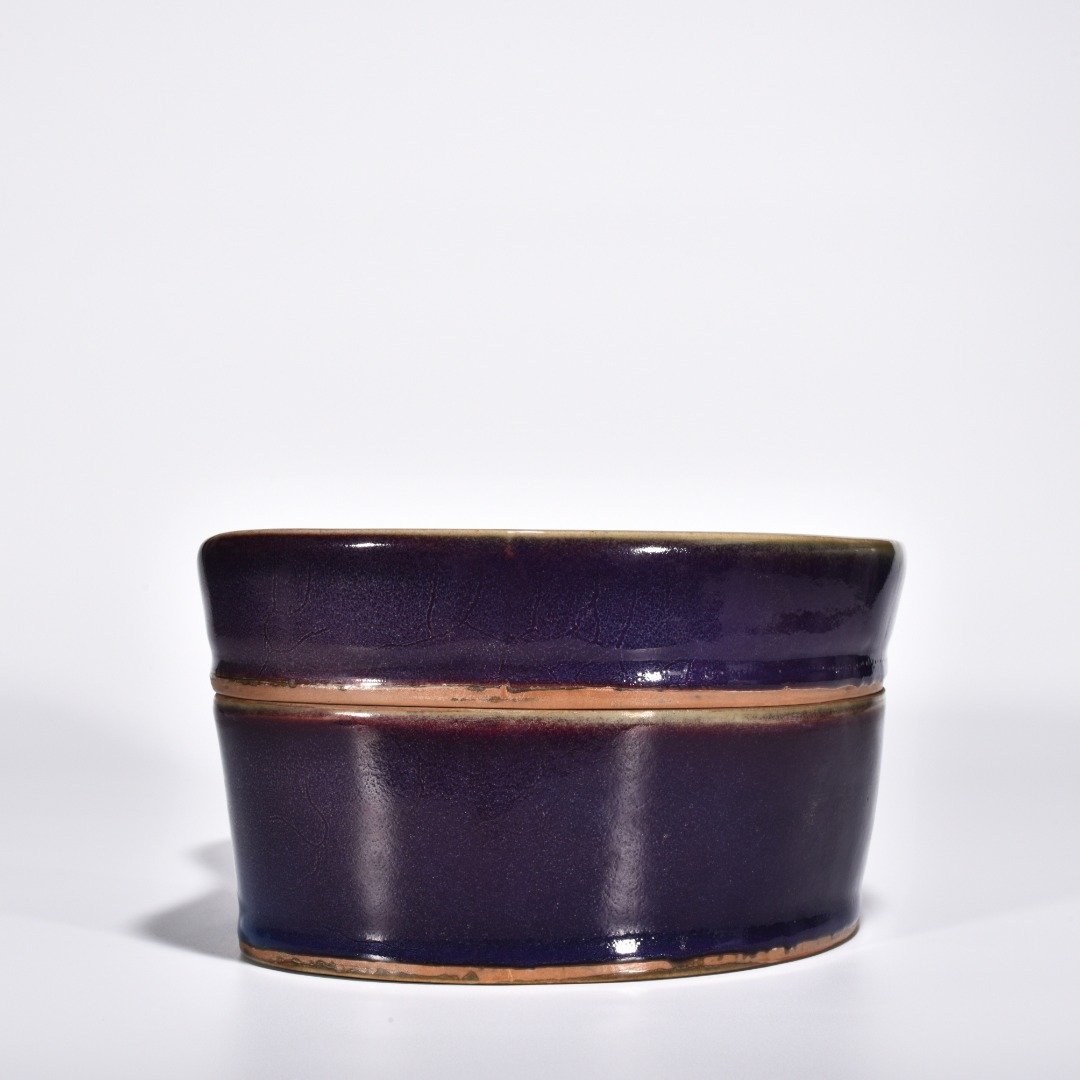 Song Dynasty Jun kiln obsidian rose purple glaze pillow box