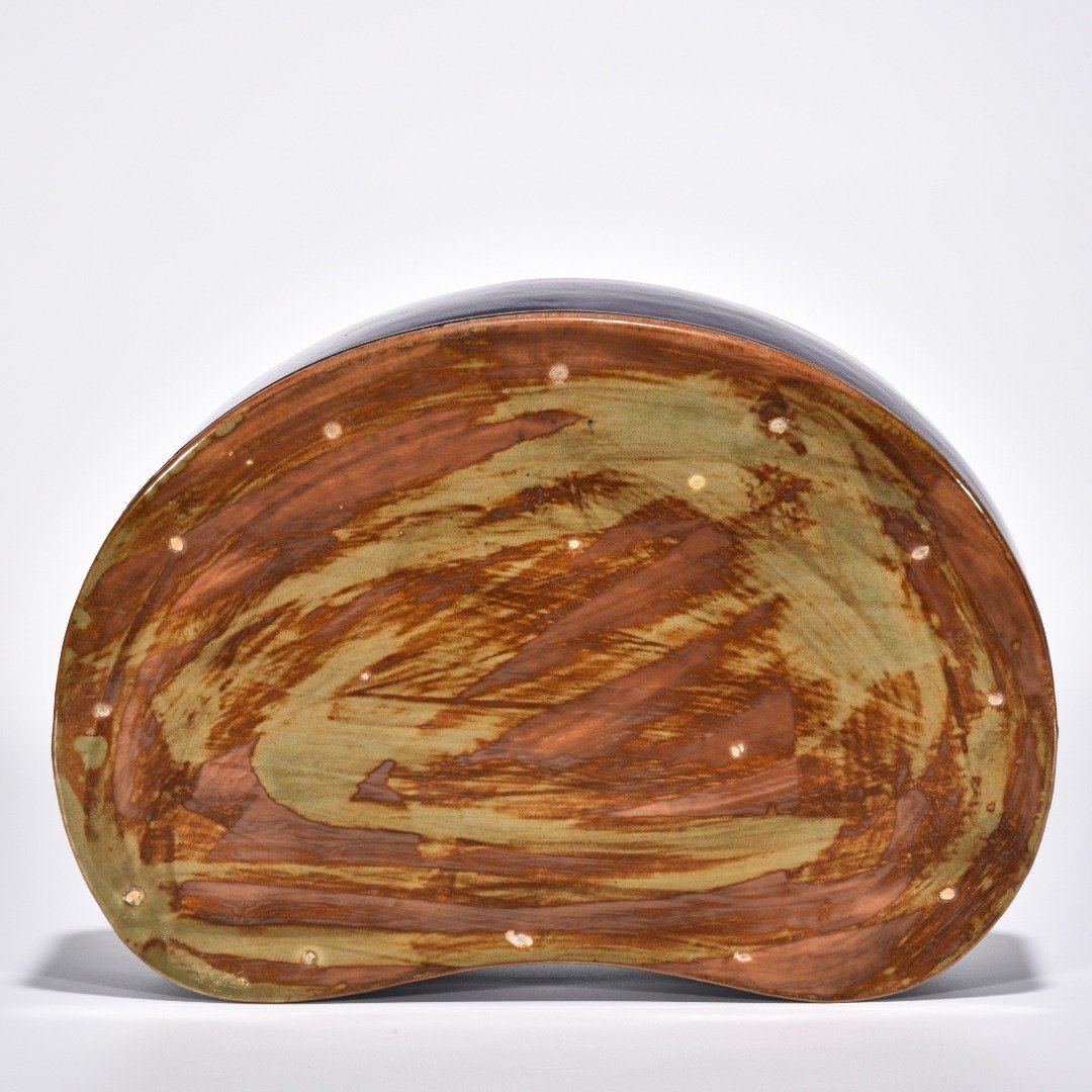Song Dynasty Jun kiln obsidian rose purple glaze pillow box