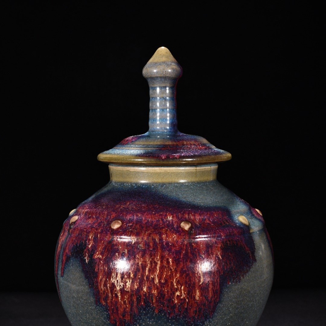 Song Dynasty Jun kiln obsidian rose red glaze jar