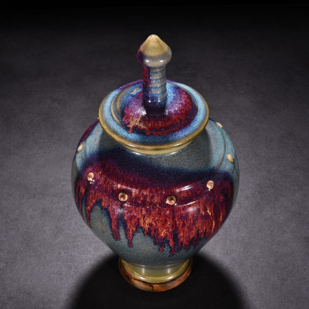 Song Dynasty Jun kiln obsidian rose red glaze jar