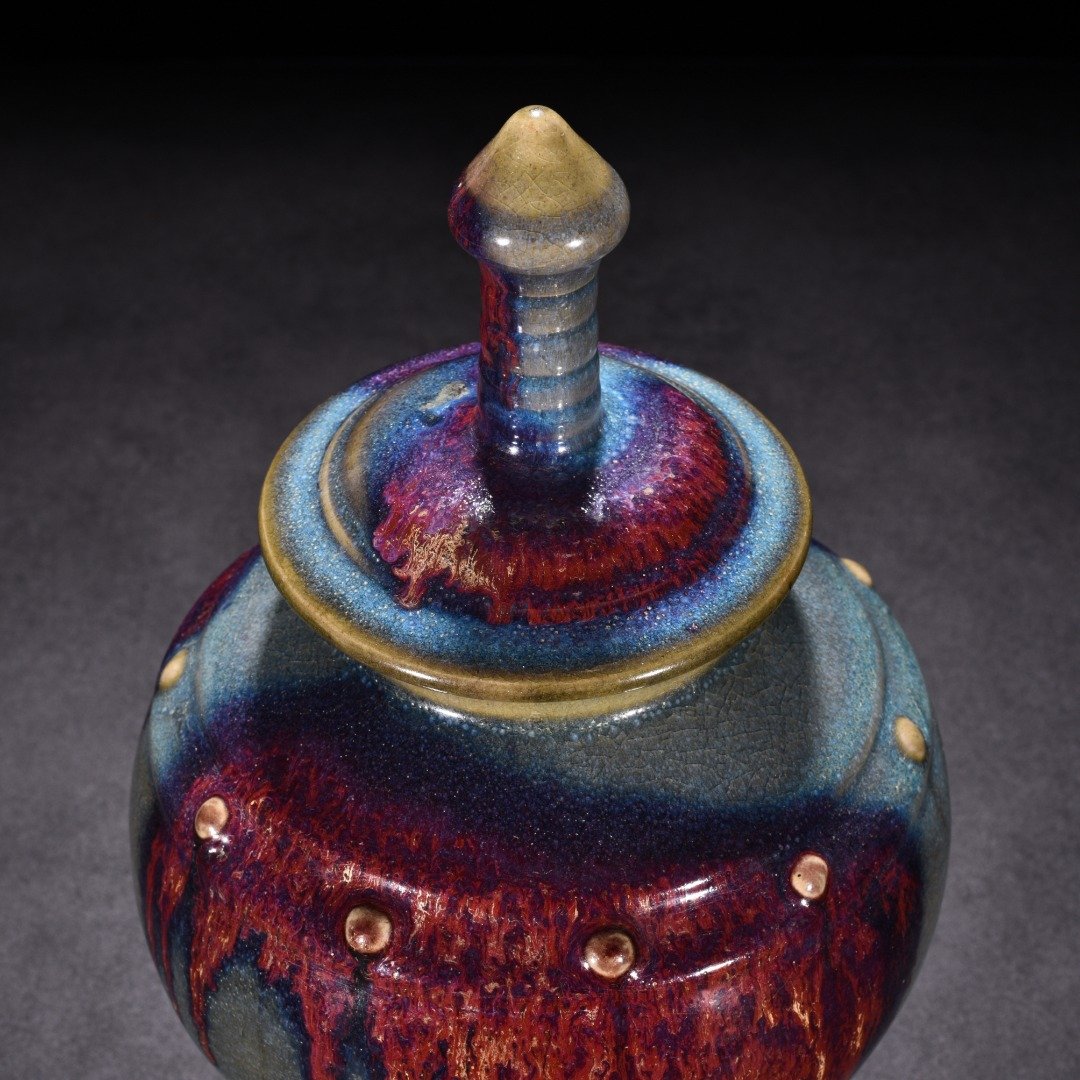 Song Dynasty Jun kiln obsidian rose red glaze jar