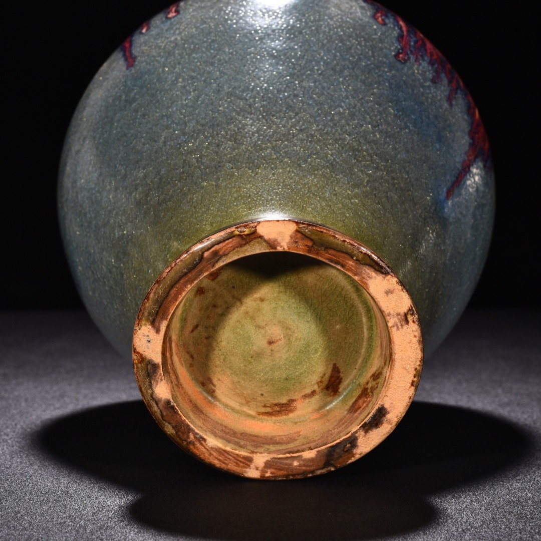 Song Dynasty Jun kiln obsidian rose red glaze jar