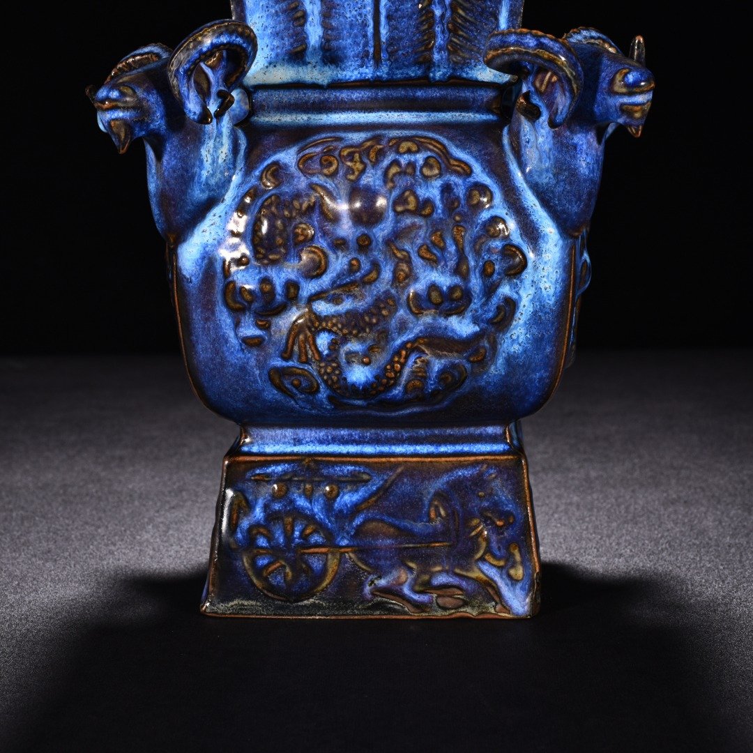 Song Dynasty Jun kiln obsidian grape purple glaze four goat square statue