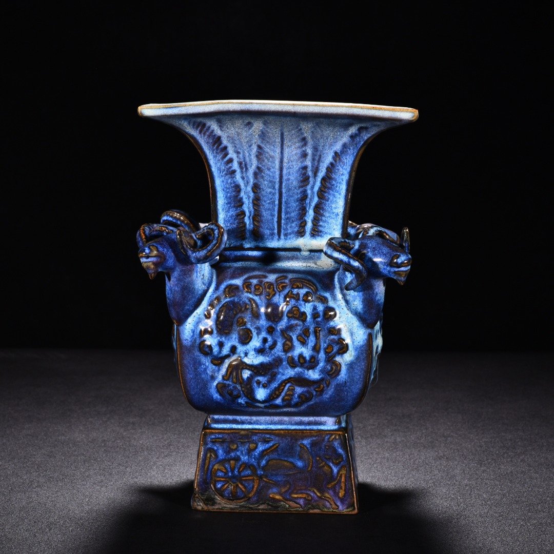 Song Dynasty Jun kiln obsidian grape purple glaze four goat square statue