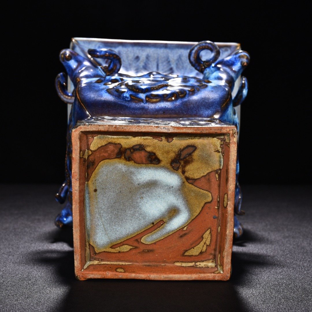 Song Dynasty Jun kiln obsidian grape purple glaze four goat square statue