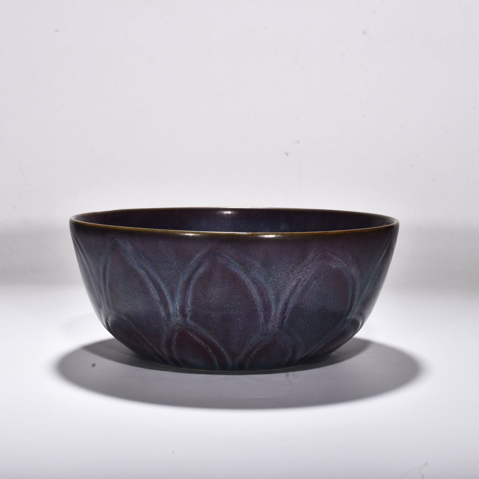 Song Dynasty Jun kiln rose purple glaze banana leaf bowl