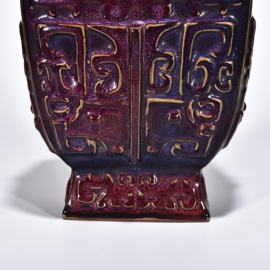 Song Dynasty Jun kiln rose purple glaze Jar with ears and square frame