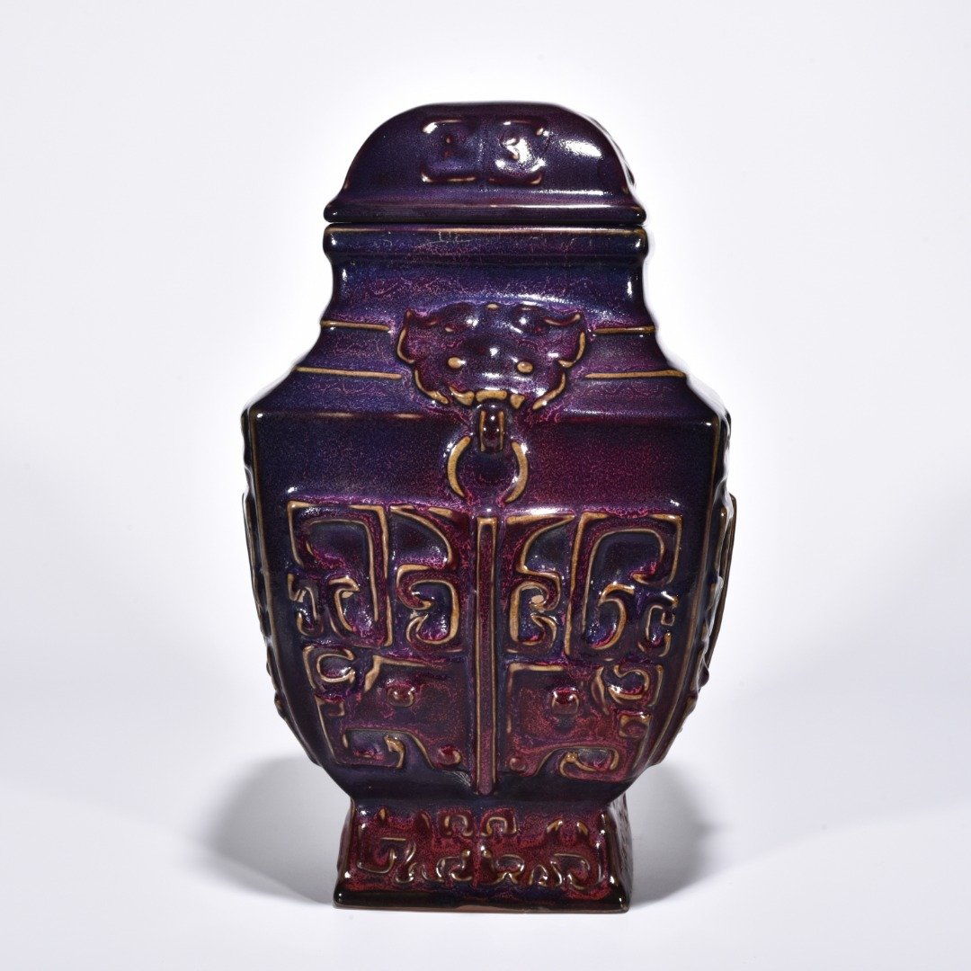 Song Dynasty Jun kiln rose purple glaze Jar with ears and square frame