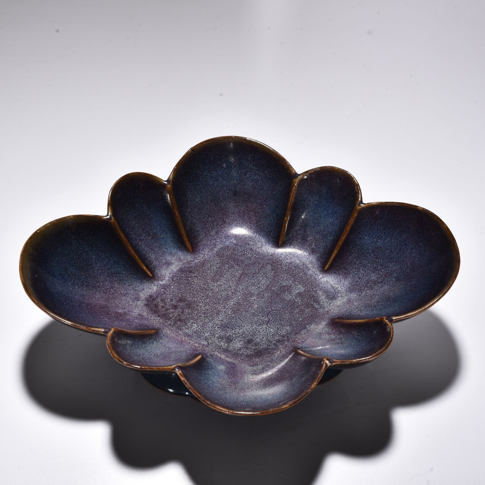 Song Dynasty Jun kiln rose purple glaze Begonia style washer