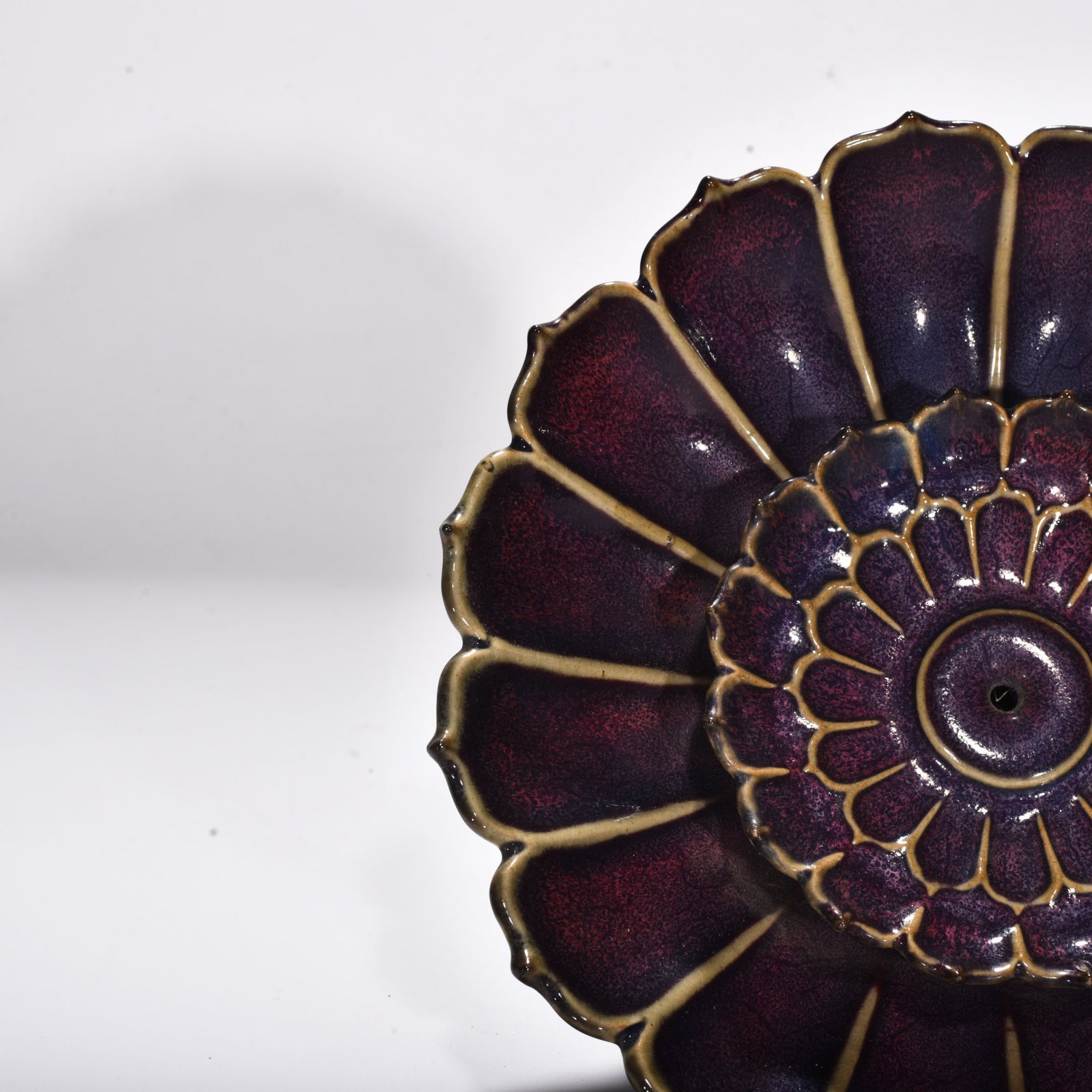 Song Dynasty Jun kiln rose purple glazed lotus petal incense insert Washer
