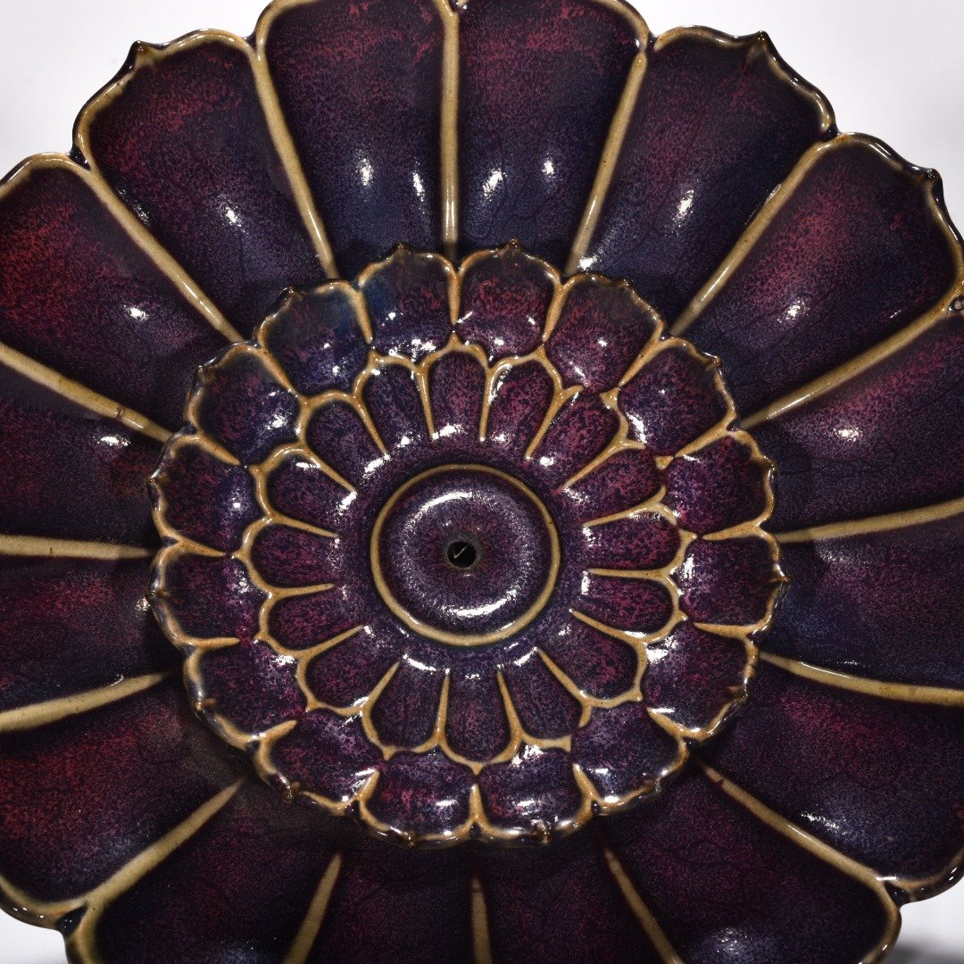 Song Dynasty Jun kiln rose purple glazed lotus petal incense insert Washer
