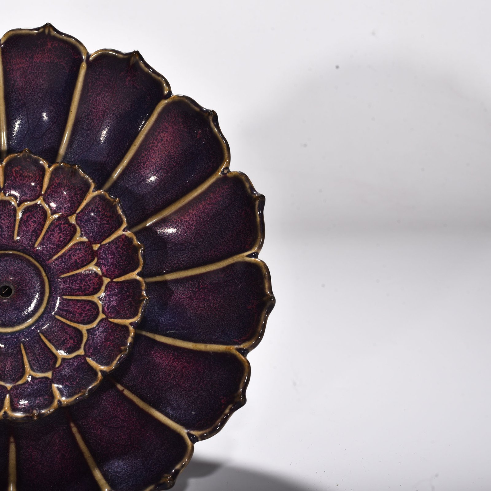 Song Dynasty Jun kiln rose purple glazed lotus petal incense insert Washer