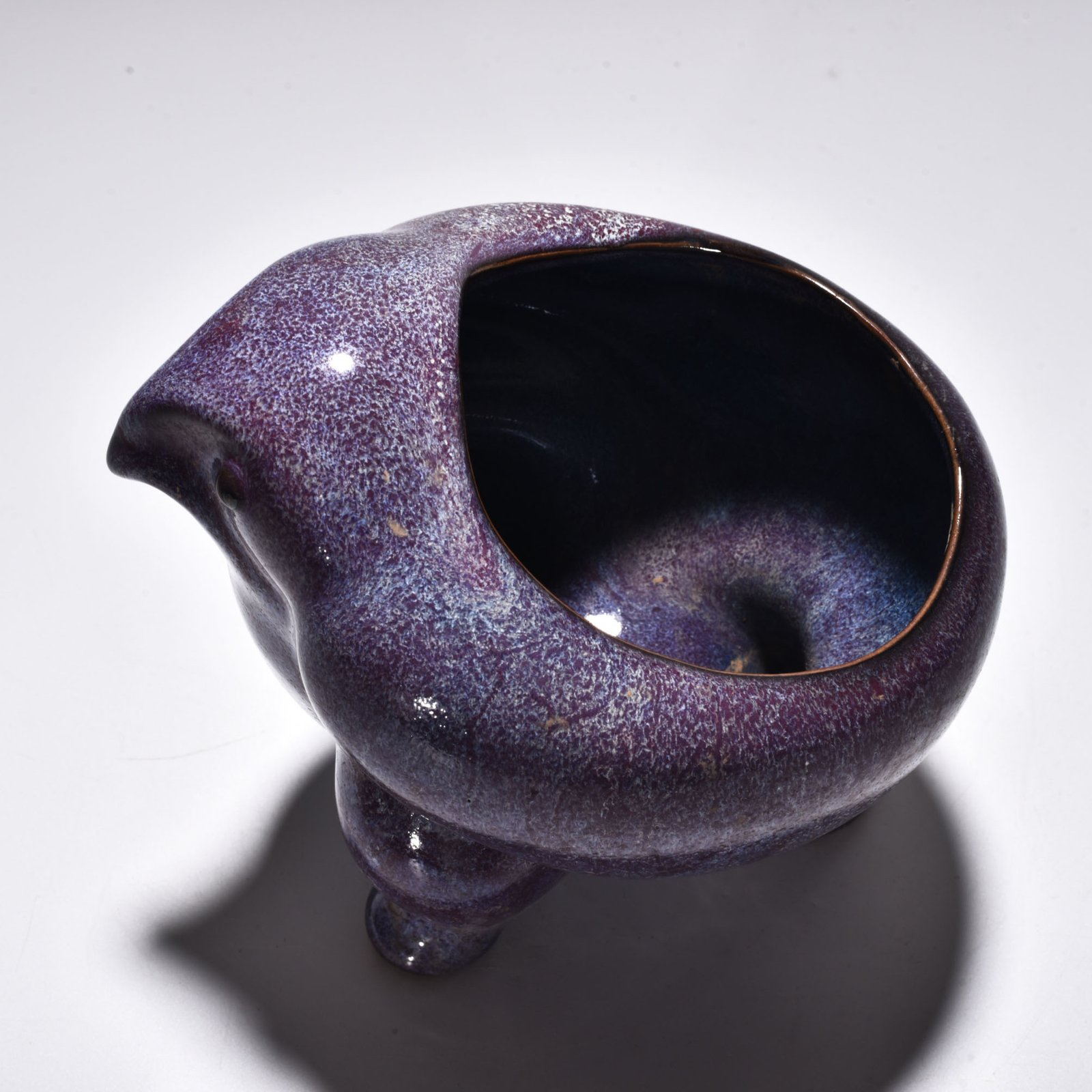 Song Dynasty Jun kiln rose purple glaze bird and animal washer