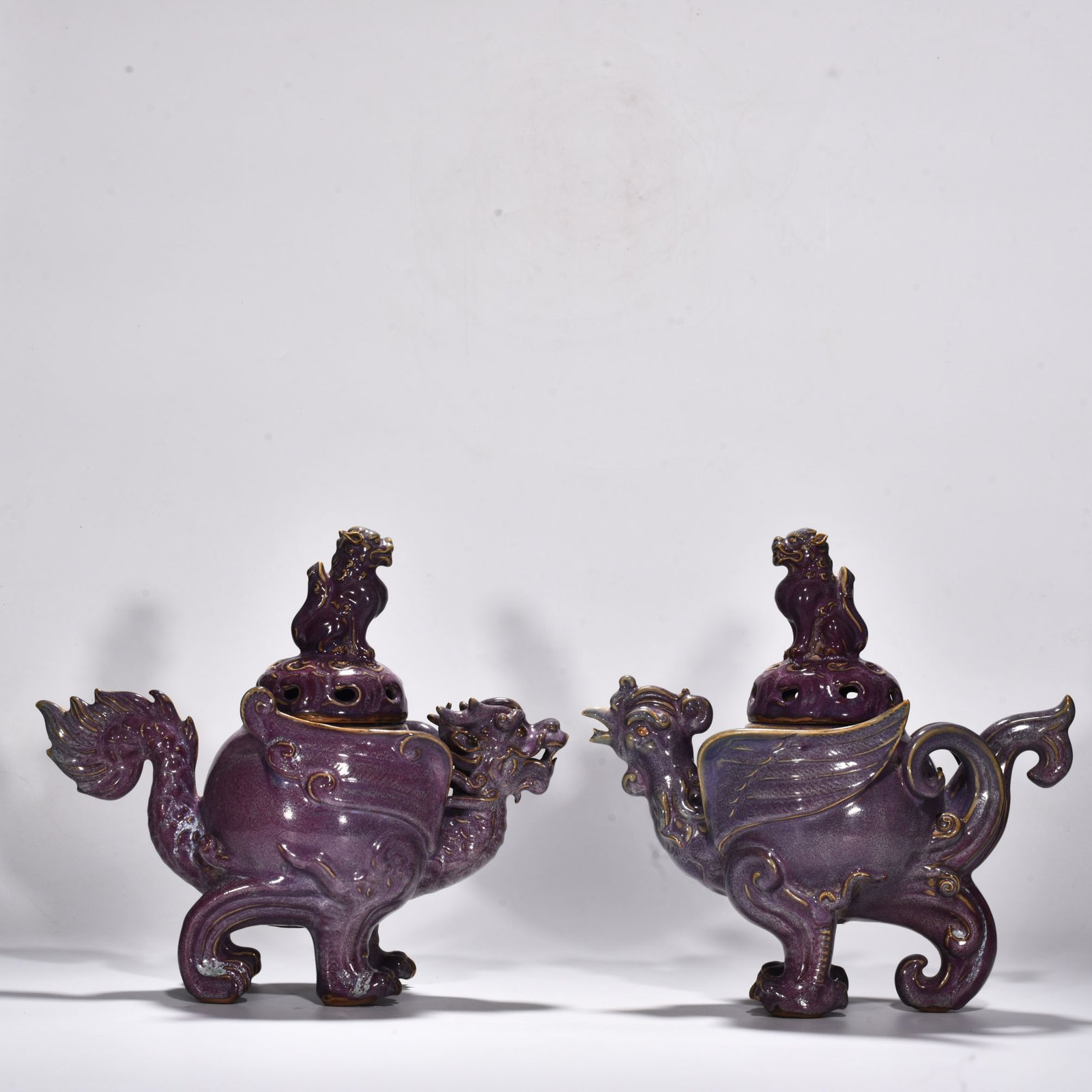 Song Dynasty Jun kiln rose purple glaze hollow fumigator