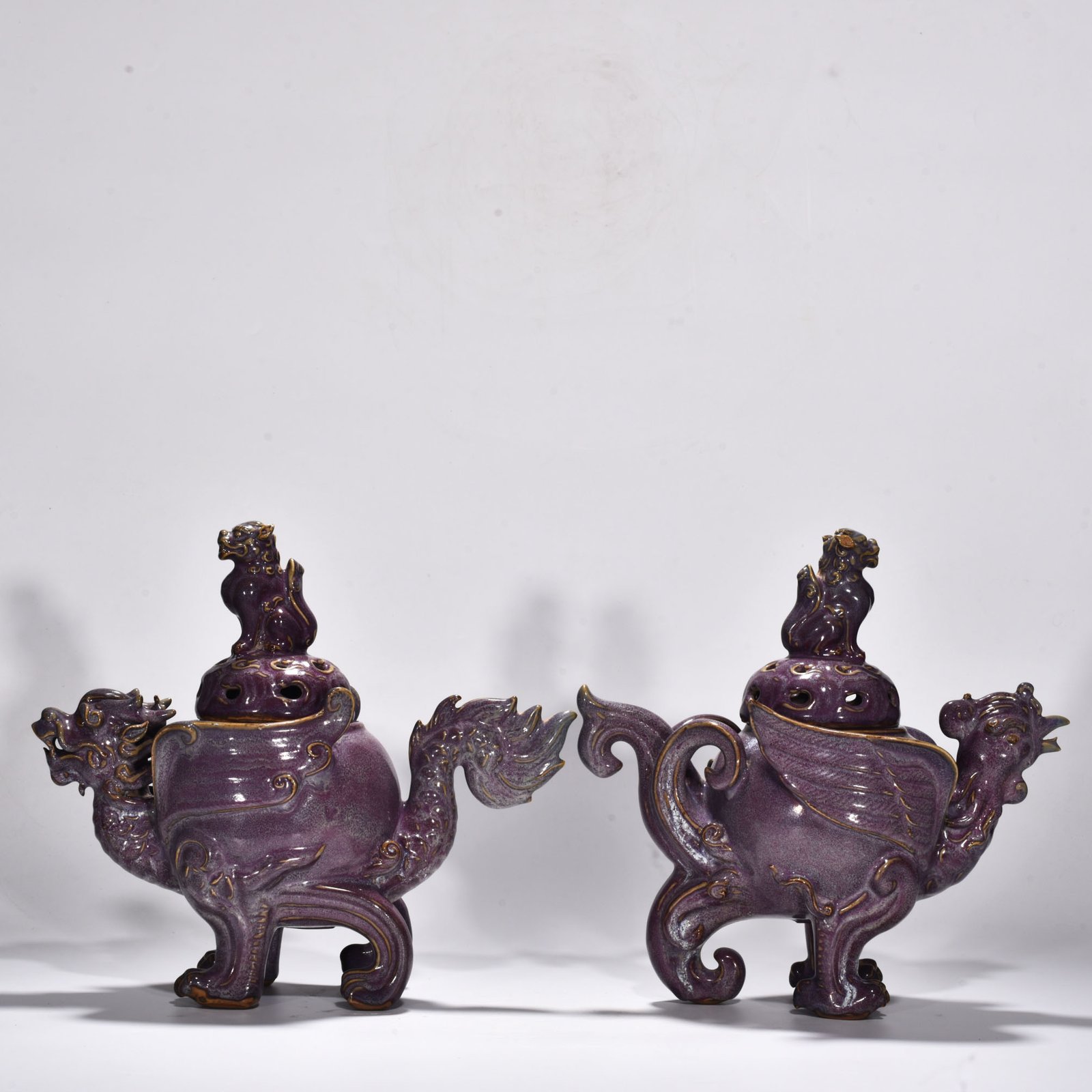 Song Dynasty Jun kiln rose purple glaze hollow fumigator