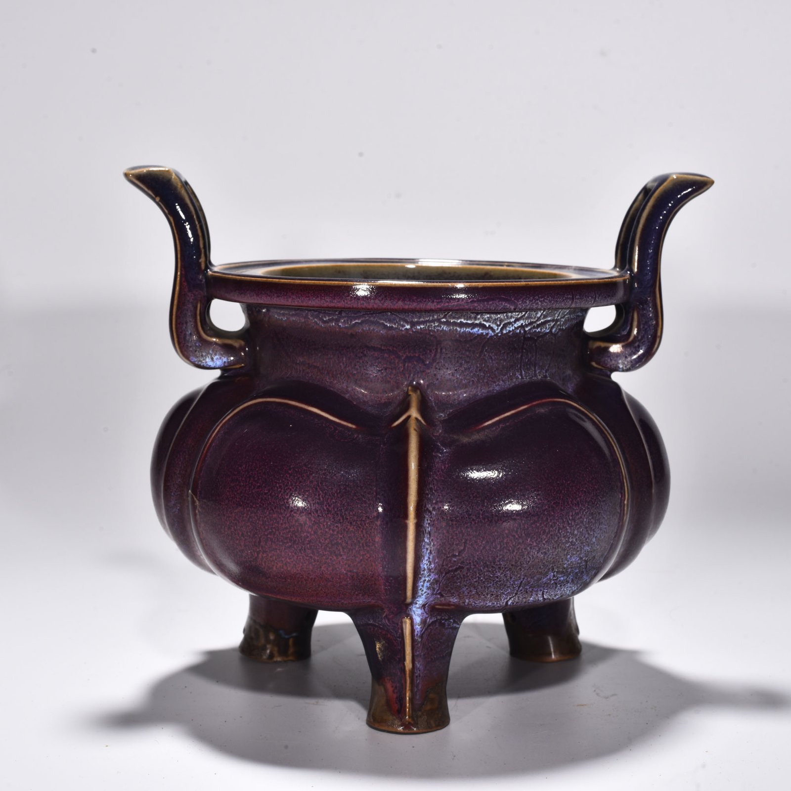 Song Dynasty Jun kiln rose red glaze three legged and double eared stove