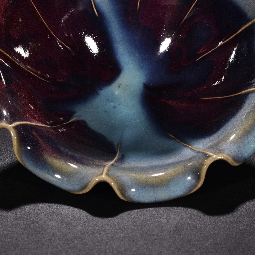 Song Dynasty Jun kiln blue glaze flower mouth bowl