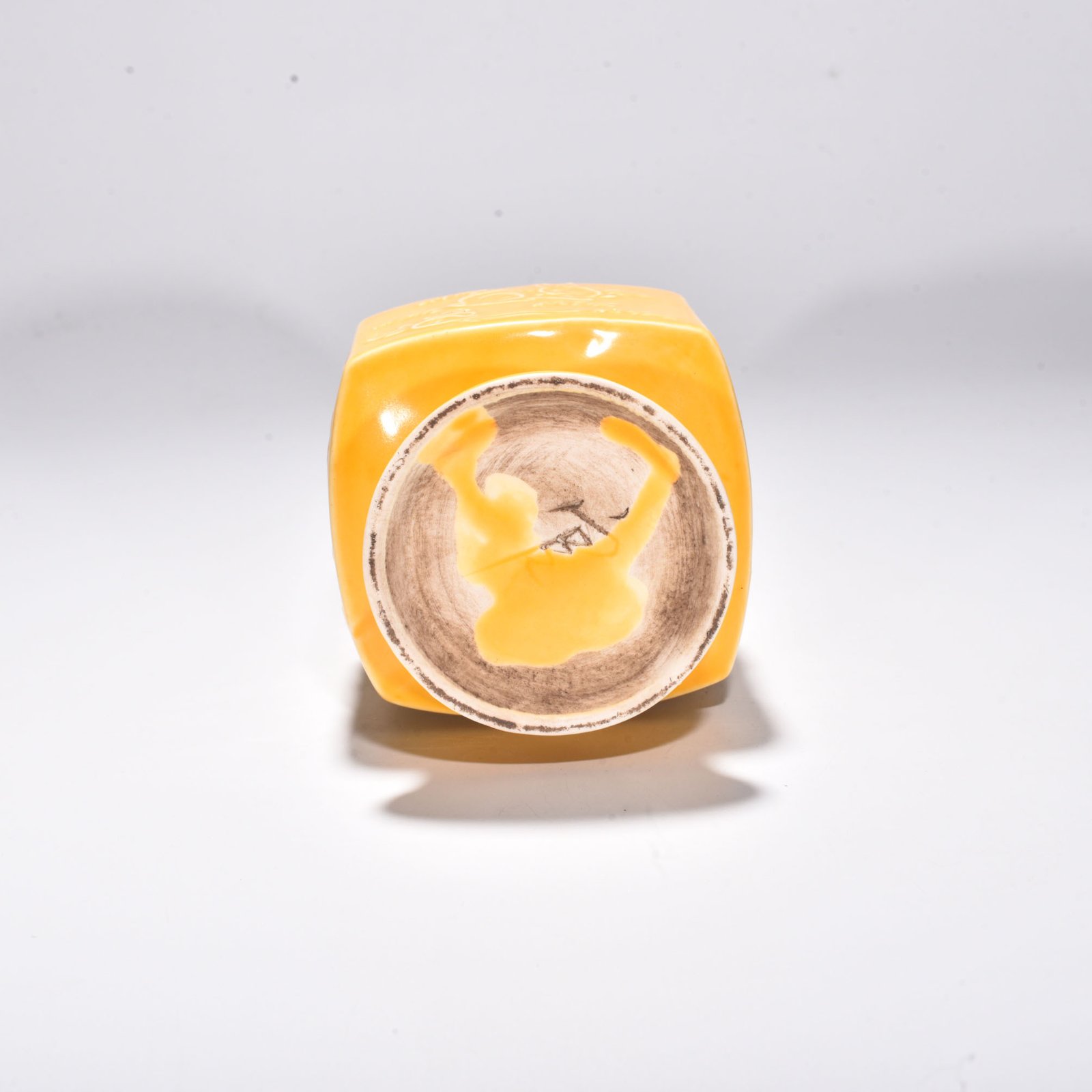Song Dynasty official rabbit pattern square vase