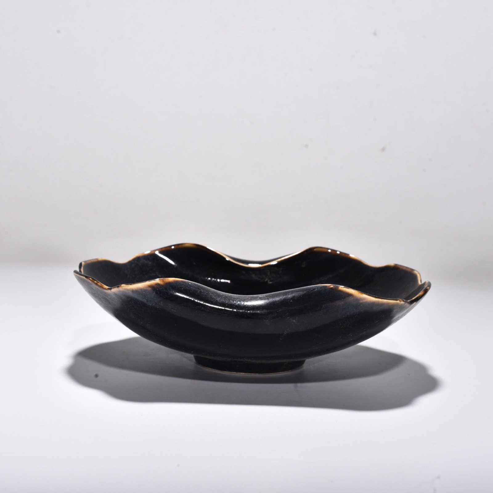 Song Dynasty Official Heiding Lotus Leaf Washer
