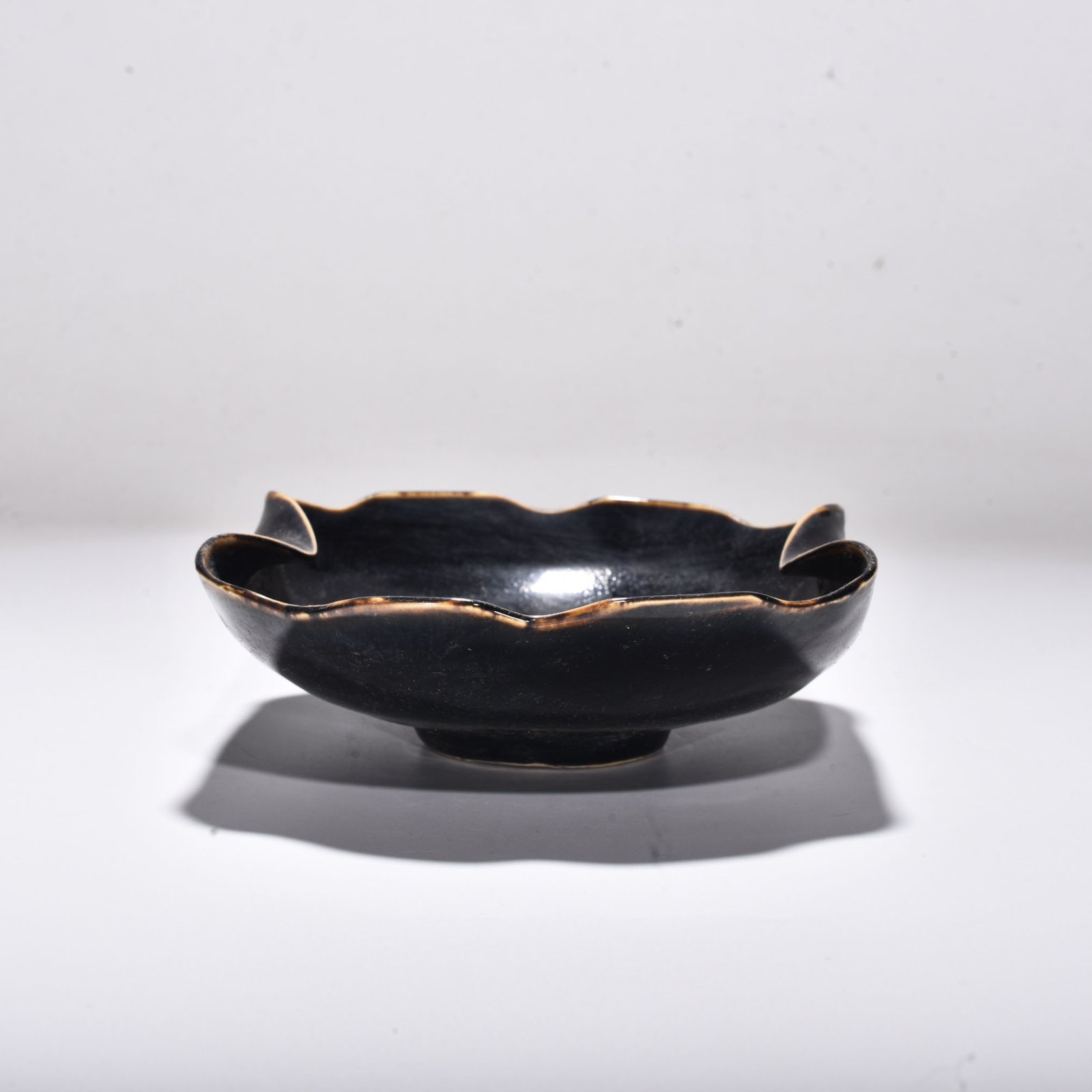 Song Dynasty Official Heiding Lotus Leaf Washer