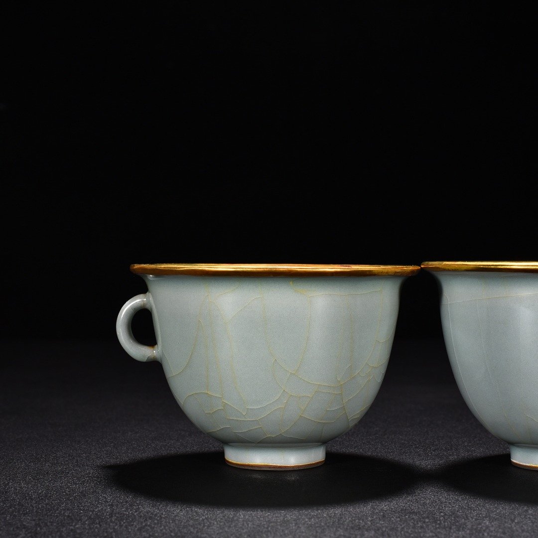 Song Dynasty kiln pink celadon glaze cup