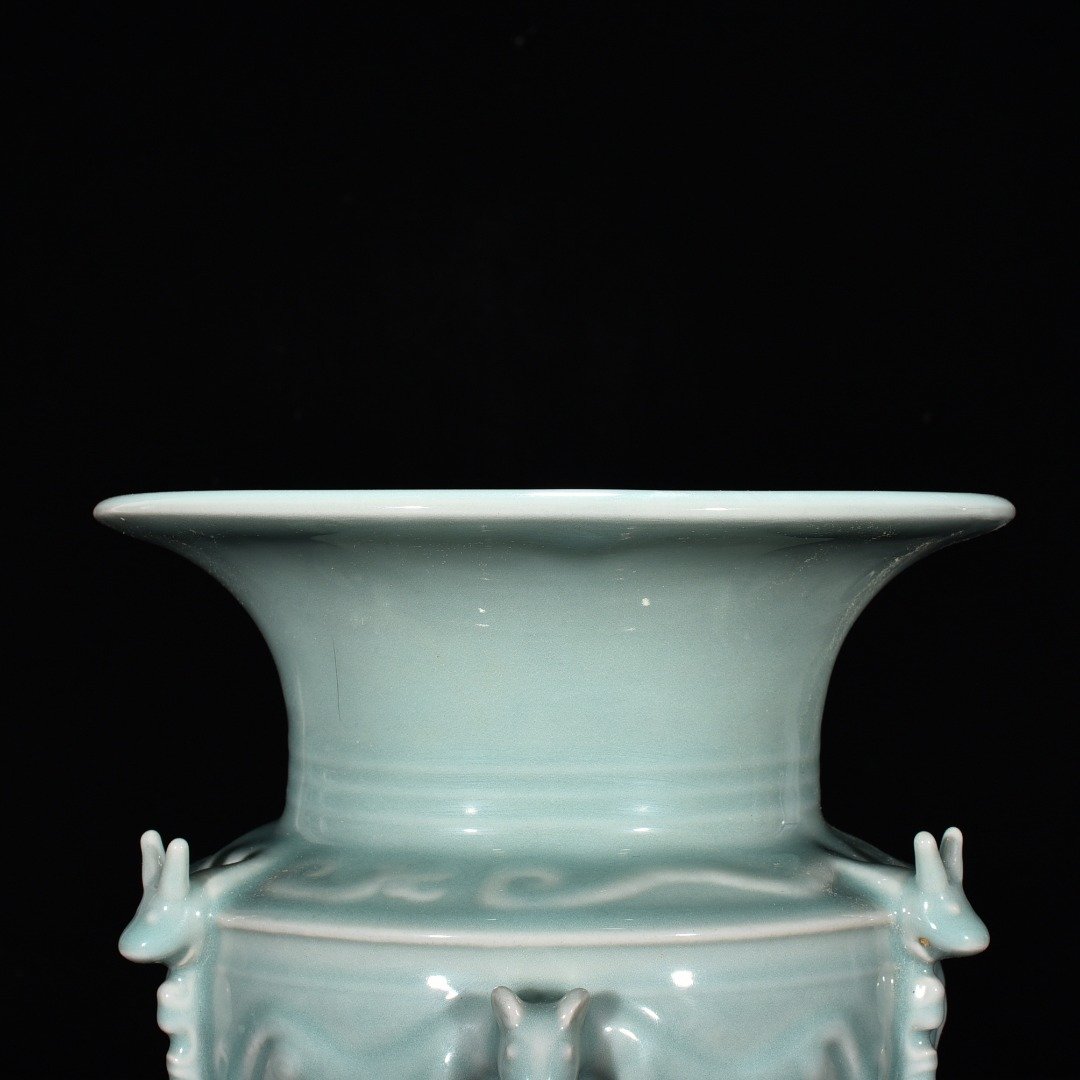 Song Dynasty kiln pink celadon glaze animal pattern statue