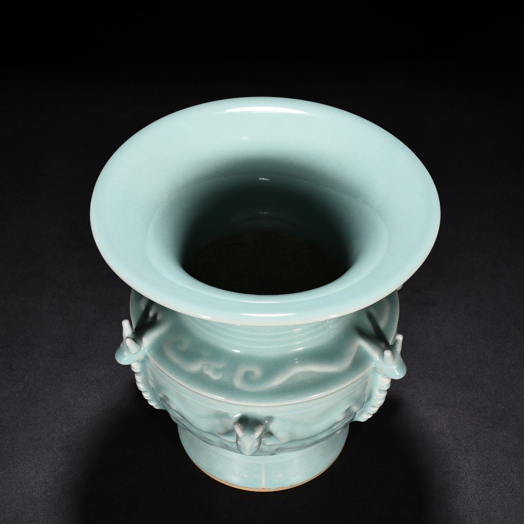 Song Dynasty kiln pink celadon glaze animal pattern statue