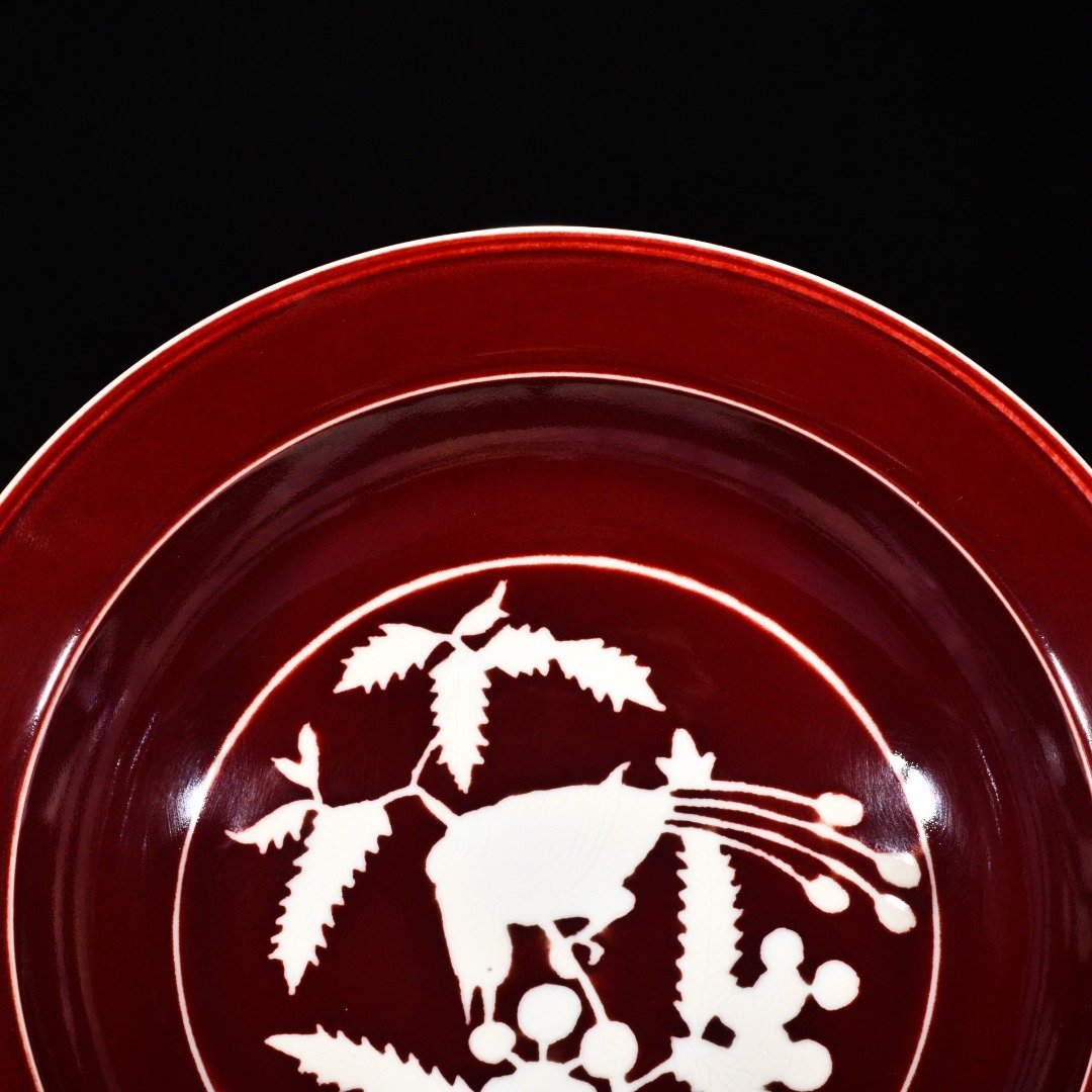 Ming Dynasty Xuande ruby ​​red glaze fruit plate