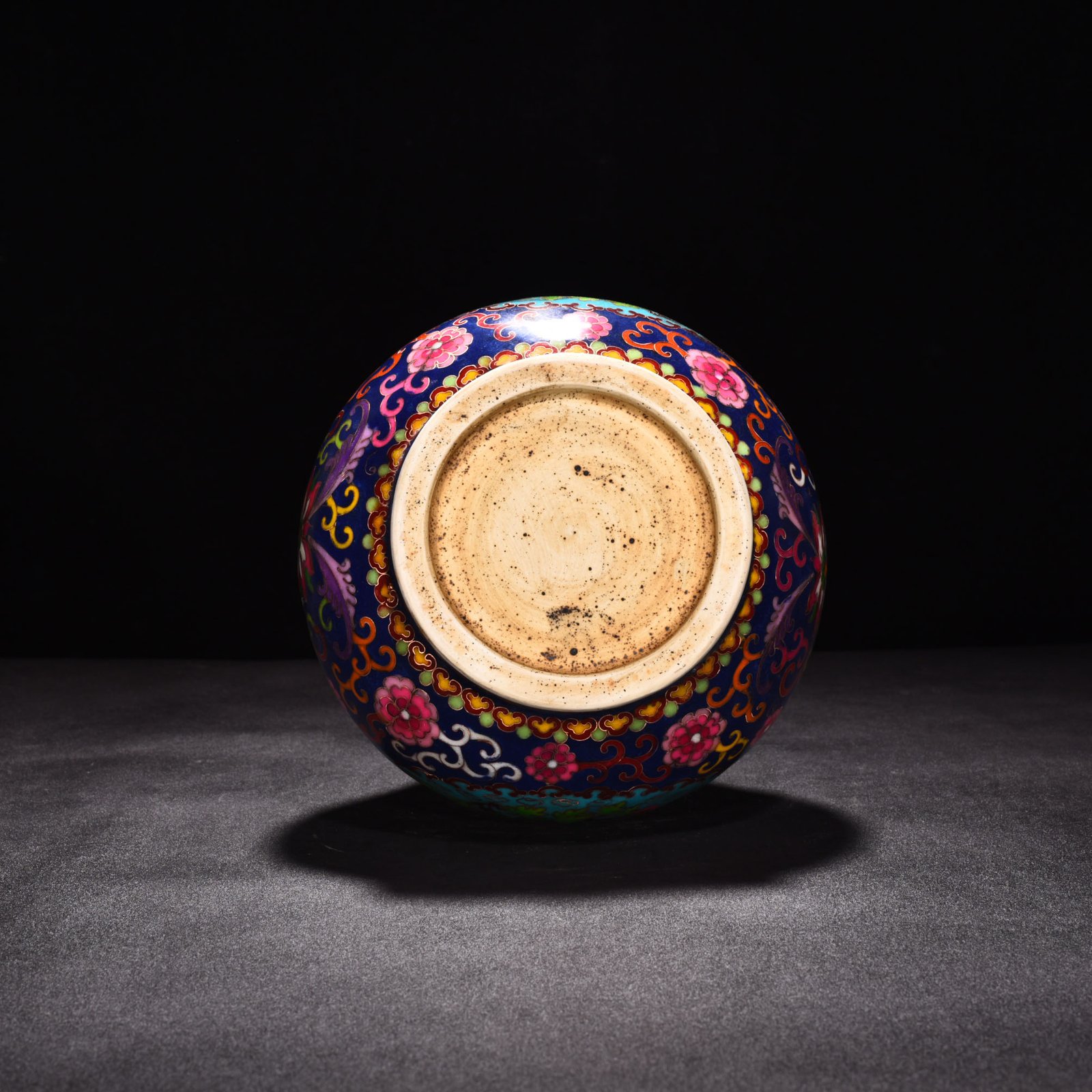 Ming Dynasty Xuande enamel garlic vase with phoenix pattern