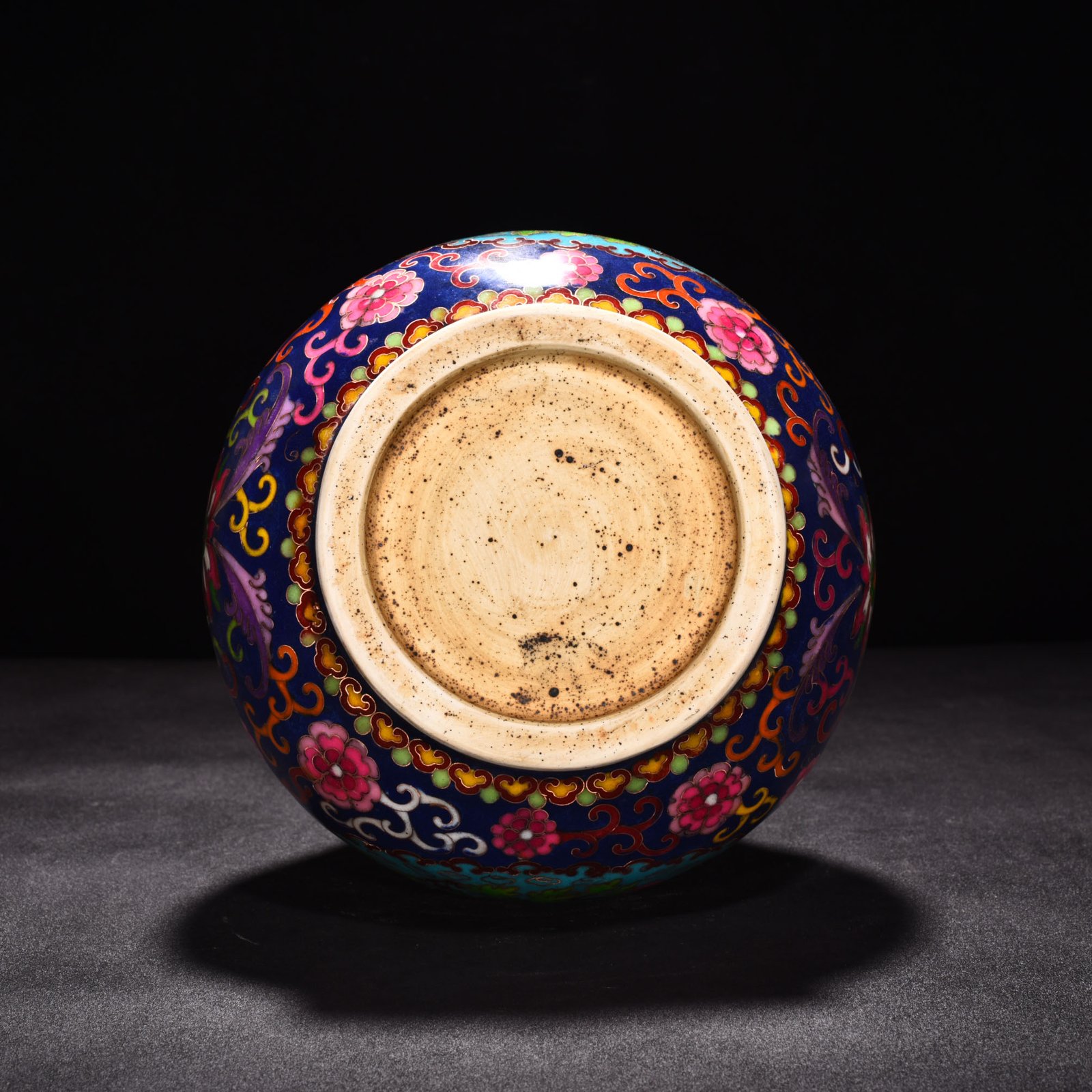 Ming Dynasty Xuande enamel garlic vase with phoenix pattern