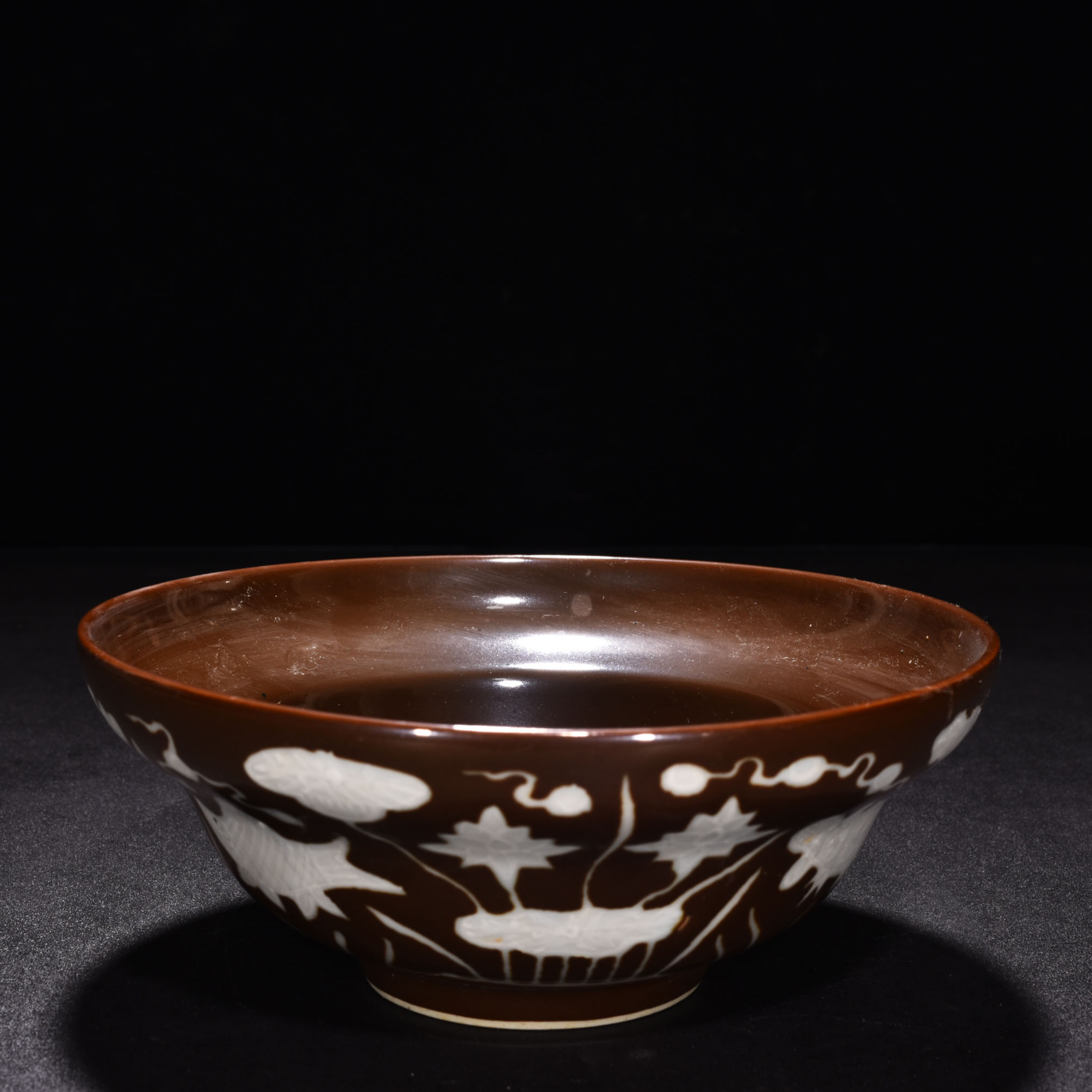 Ming Dynasty Xuande purple gold glaze algae pattern folded bowl