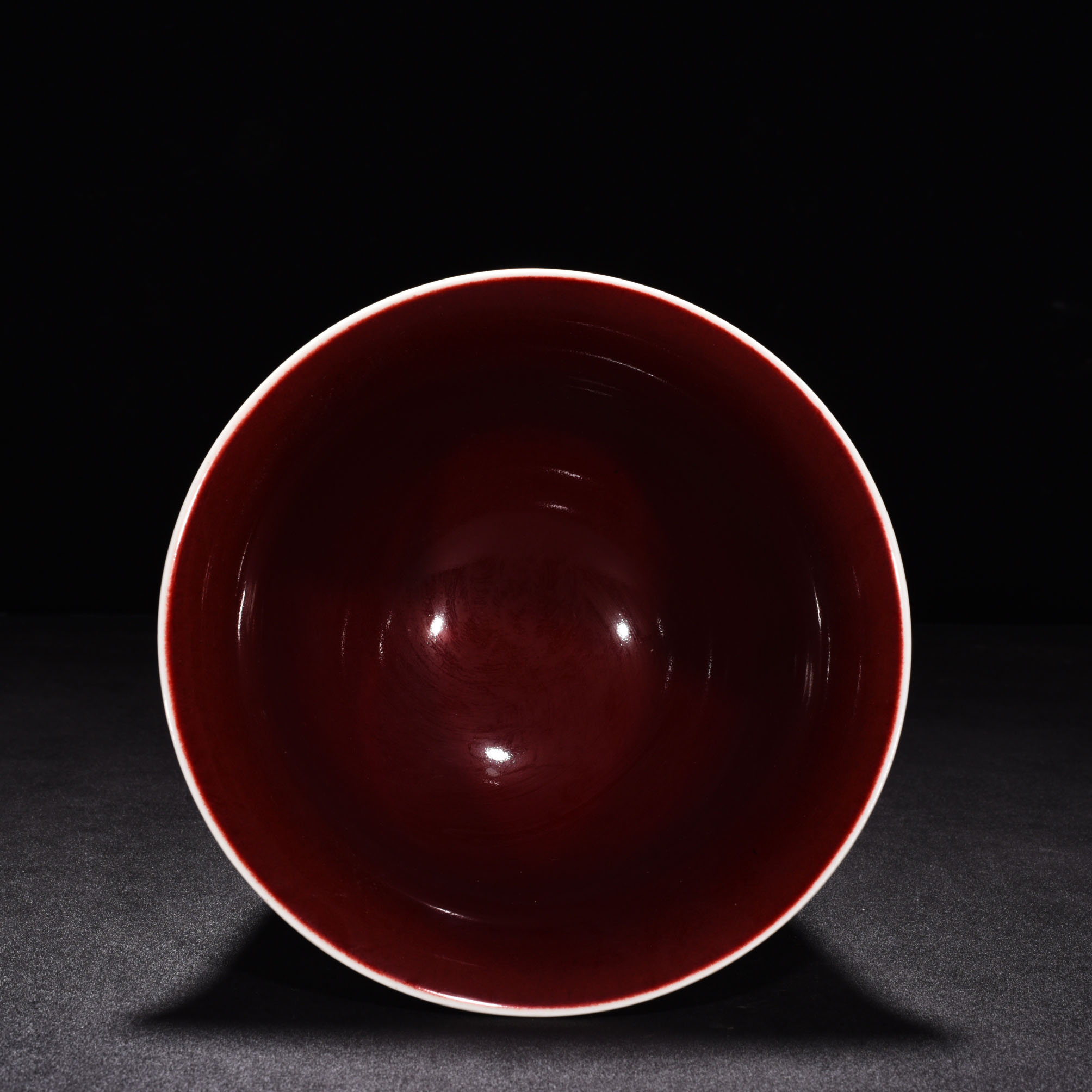 Ming Dynasty Xuande blue and white red glaze tall bowl