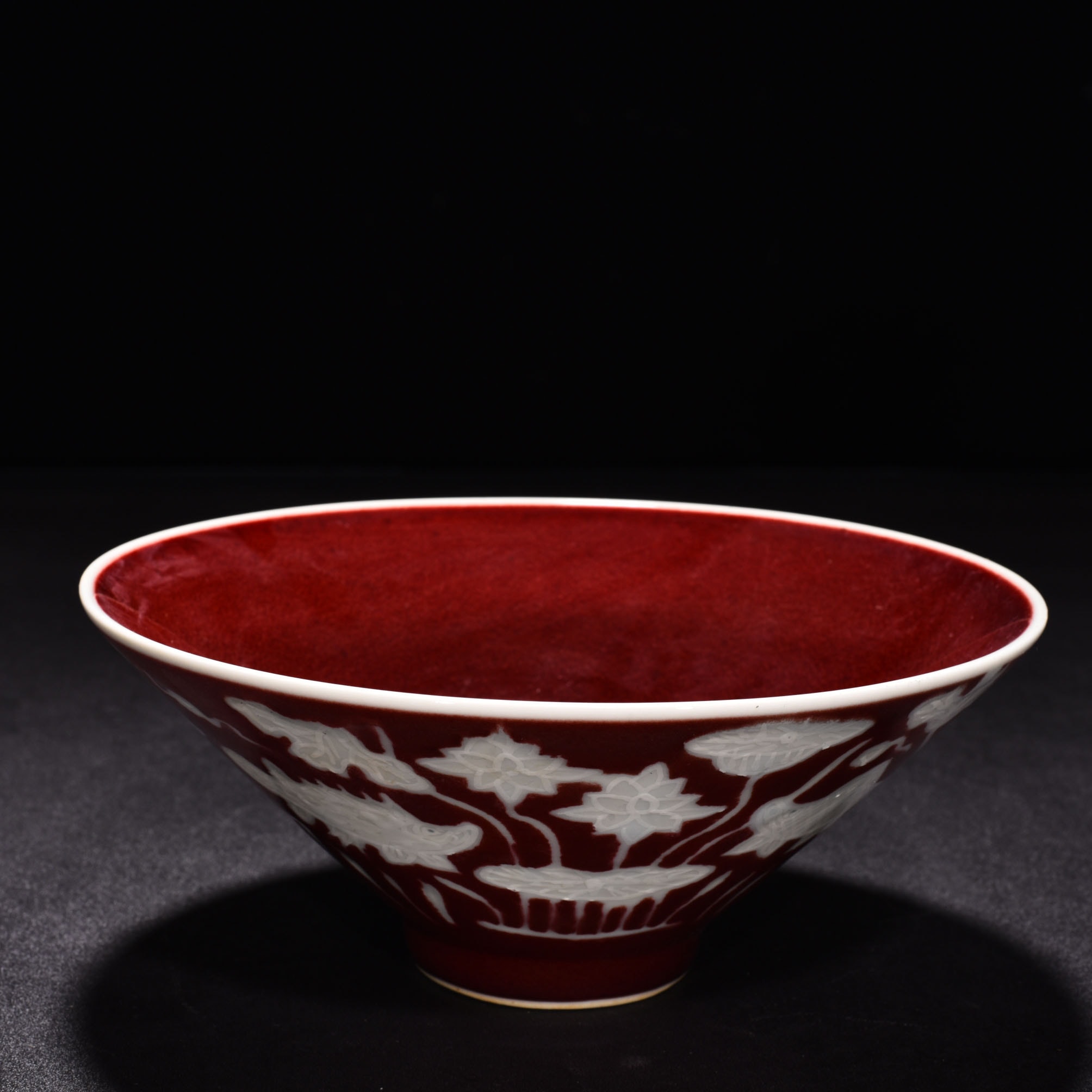 Ming Dyasty Xuande Ji red glaze bamboo hat bowl