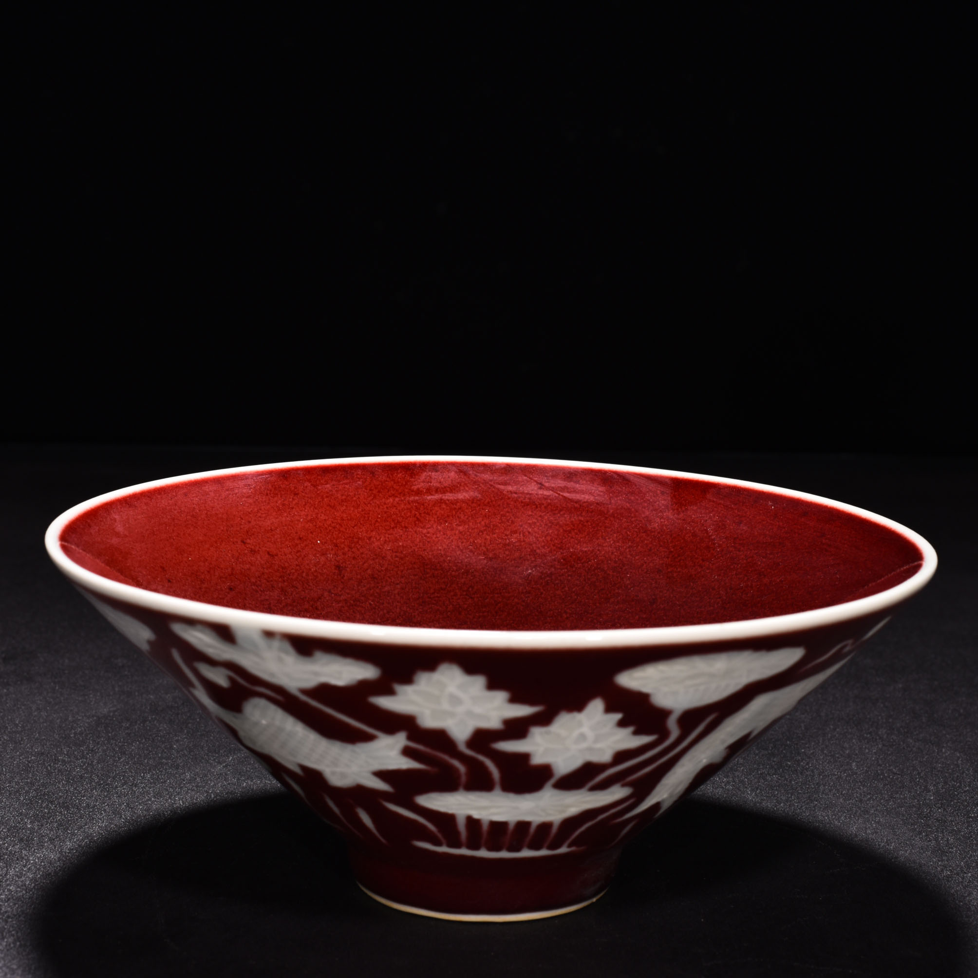 Ming Dyasty Xuande Ji red glaze bamboo hat bowl