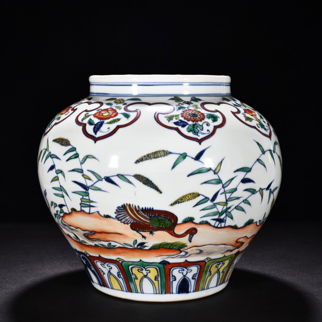 Ming Dynasty Xuande blue and white flying food jar