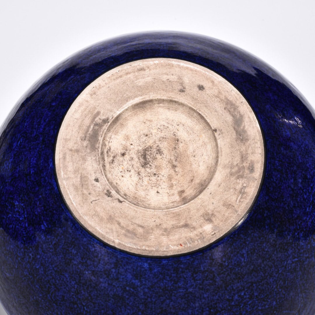 Ming dynasty Xuande blue flower large alms bowl