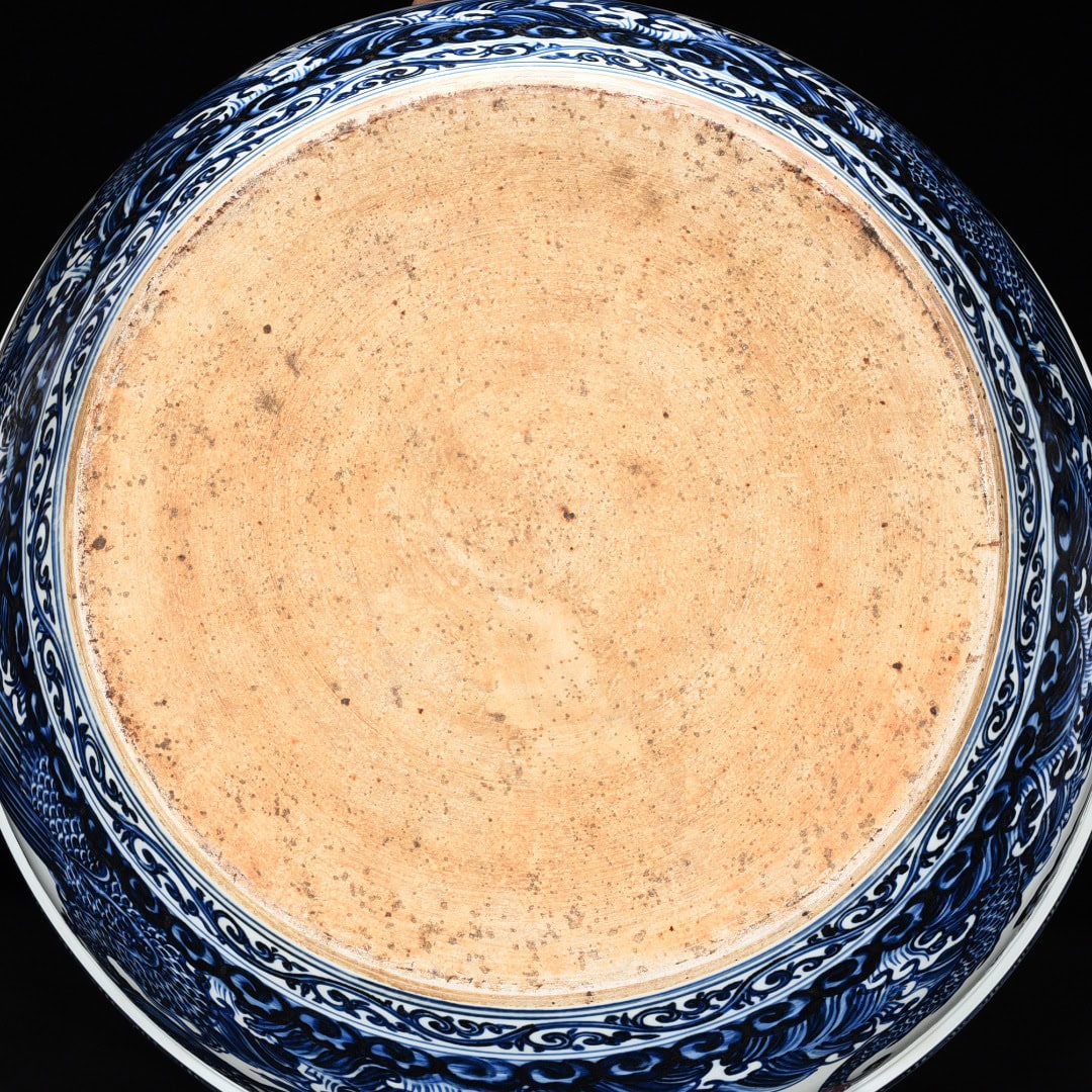 Ming Dynasty Xuande blue and white seawater basin