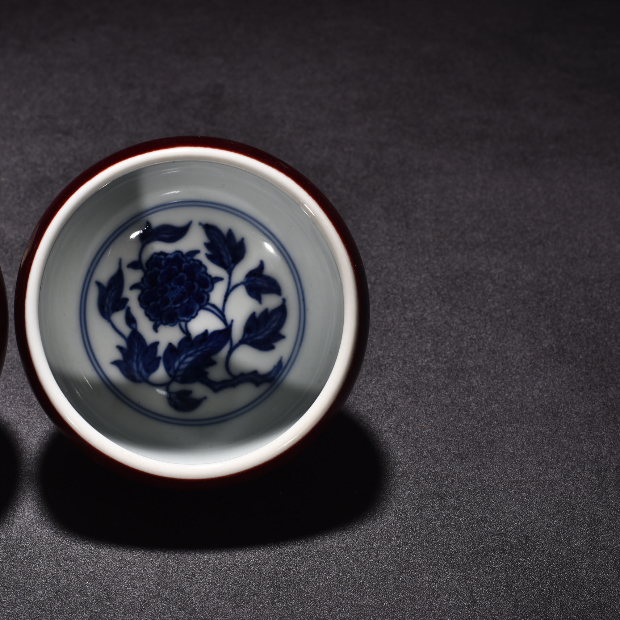 Ming Dynasty Xuandee flower pattern with red glaze cup