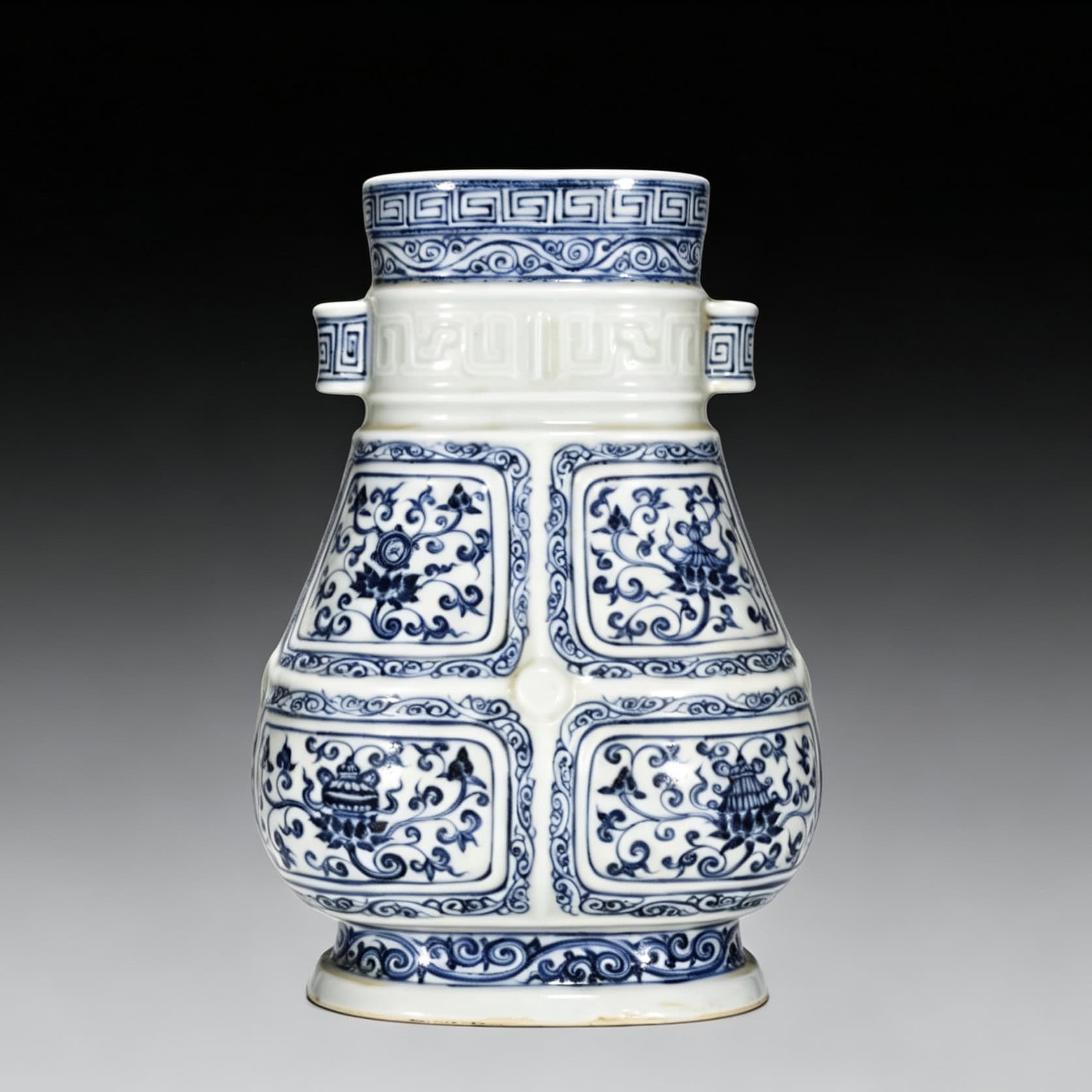 Ming Dynasty Xuande blue and white lotus-shaped pot